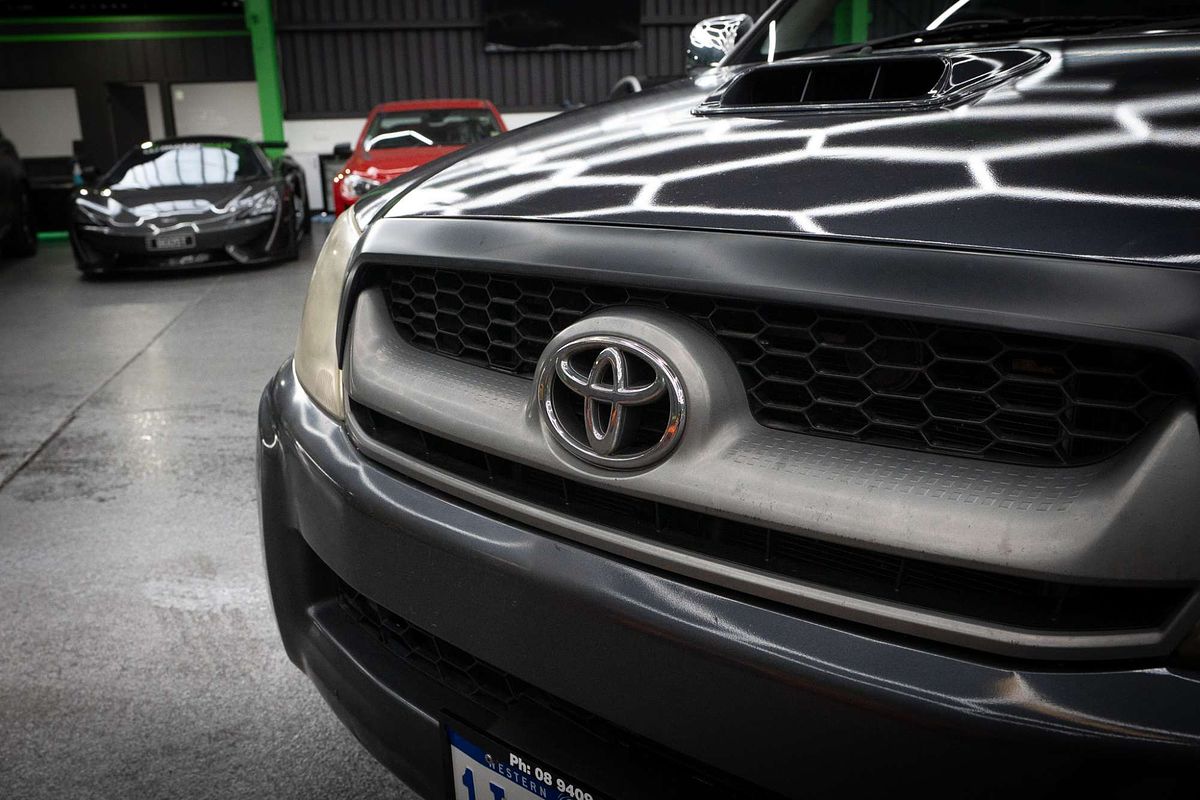 2010 Toyota Hilux SR5 KUN26R 4X4