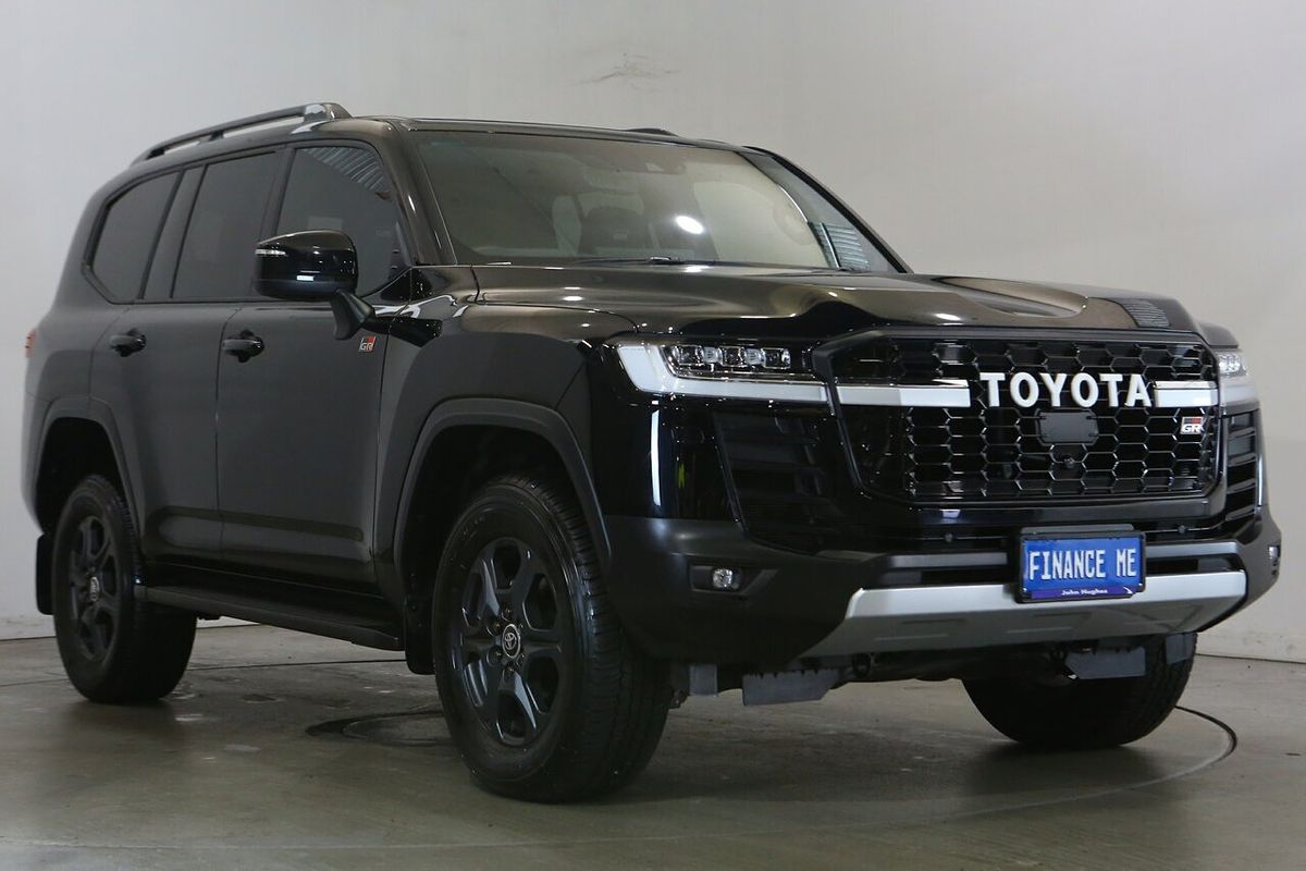 2024 Toyota Landcruiser GR Sport FJA300R
