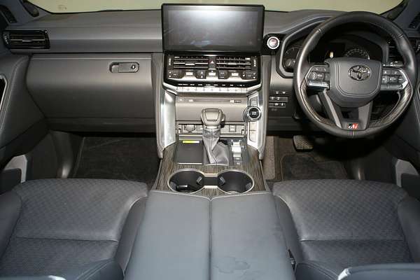 2024 Toyota Landcruiser GR Sport FJA300R