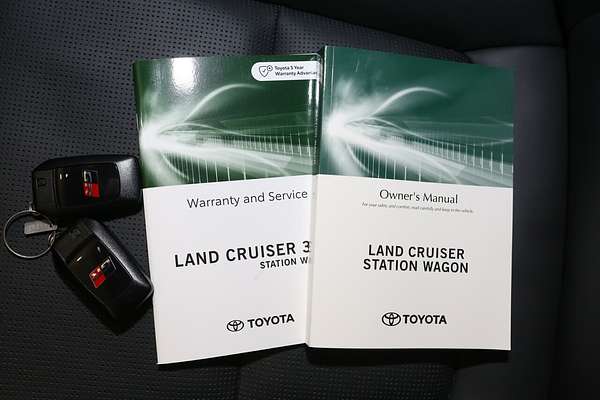 2024 Toyota Landcruiser GR Sport FJA300R