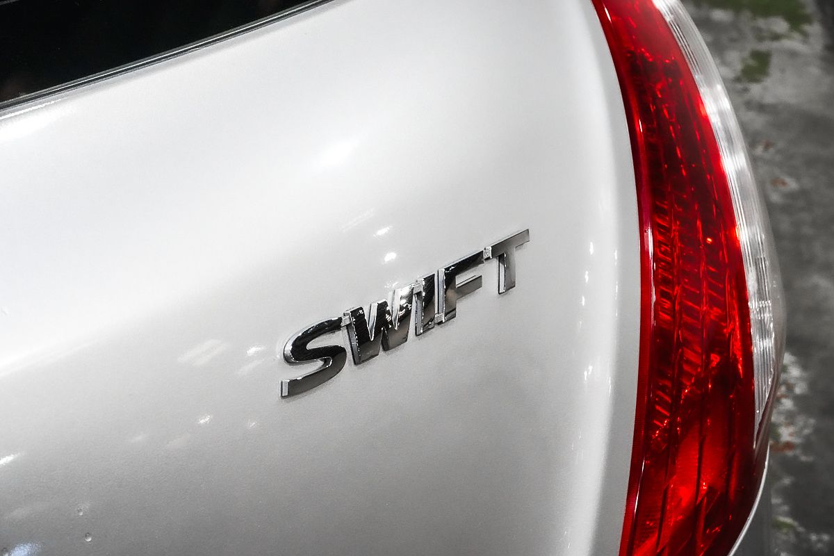 2012 Suzuki Swift GA FZ