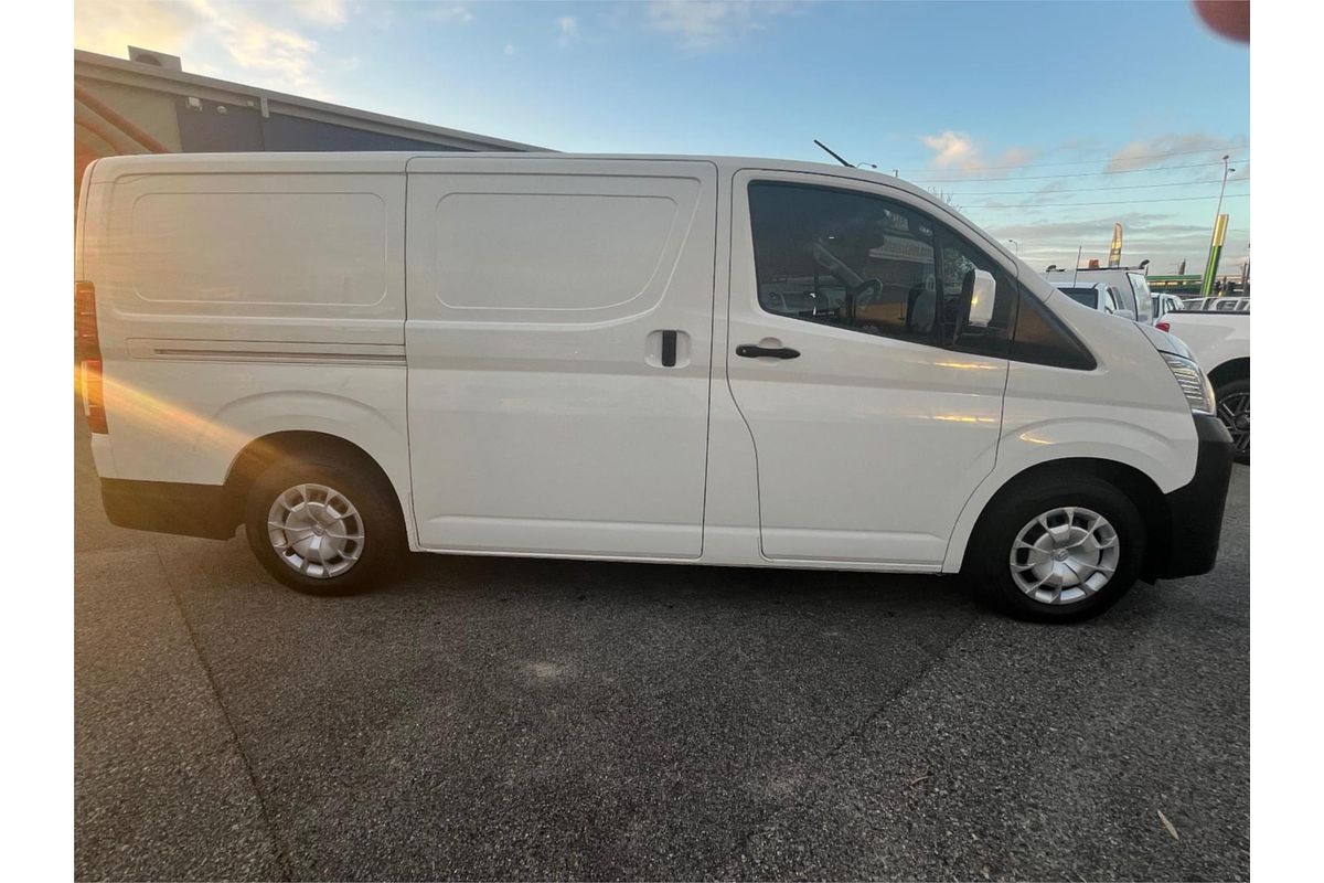 2020 Toyota Hiace GDH300R LWB