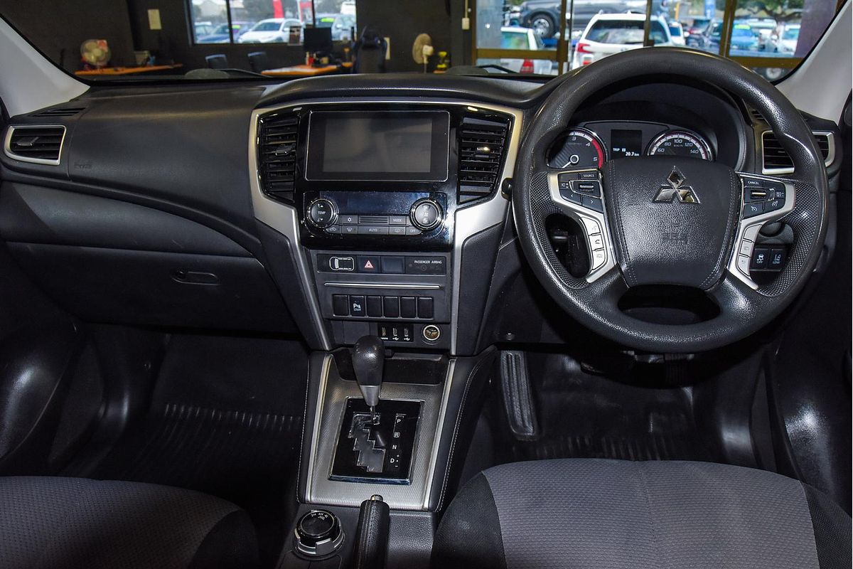 2018 Mitsubishi Triton GLX+ MR 4X4