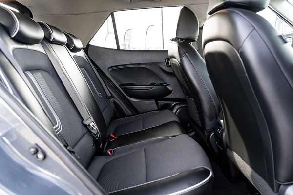 2023 Hyundai Venue Elite QX.V5
