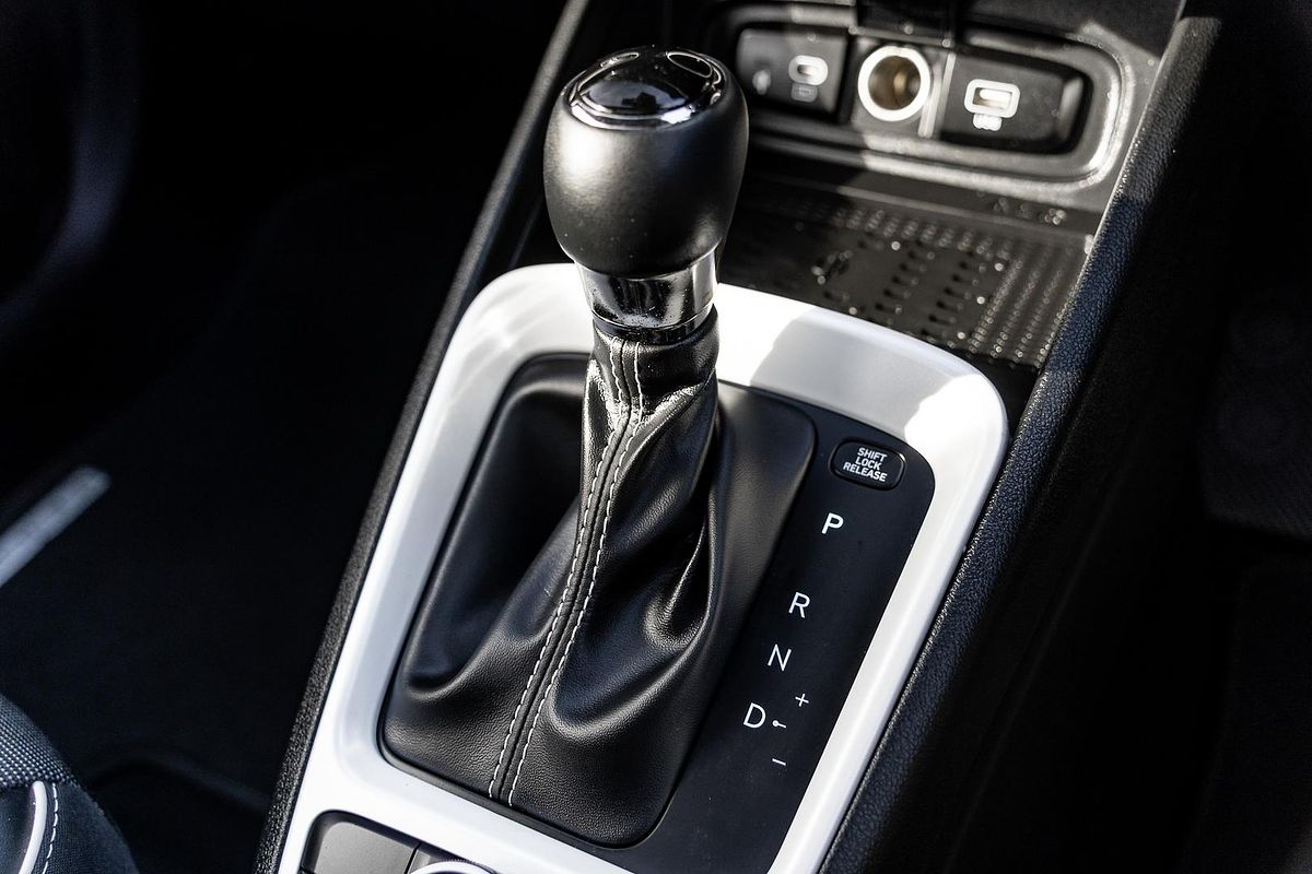 2023 Hyundai Venue Elite QX.V5