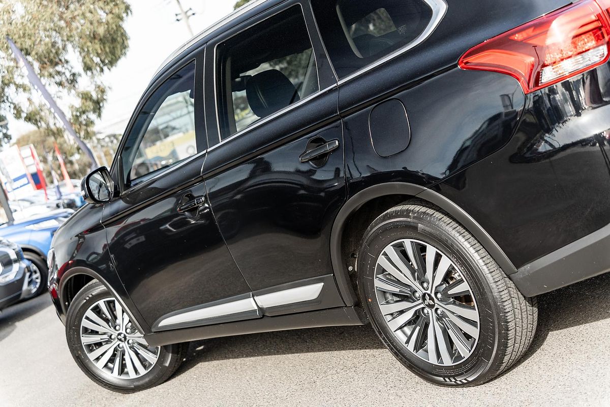 2020 Mitsubishi Outlander LS ZL