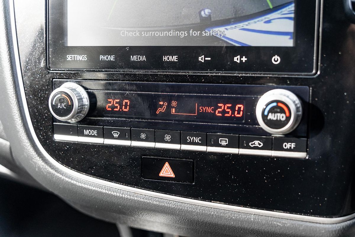 2020 Mitsubishi Outlander LS ZL