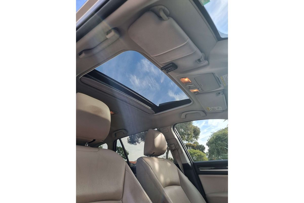 2017 Subaru Outback 2.5i Premium 5GEN