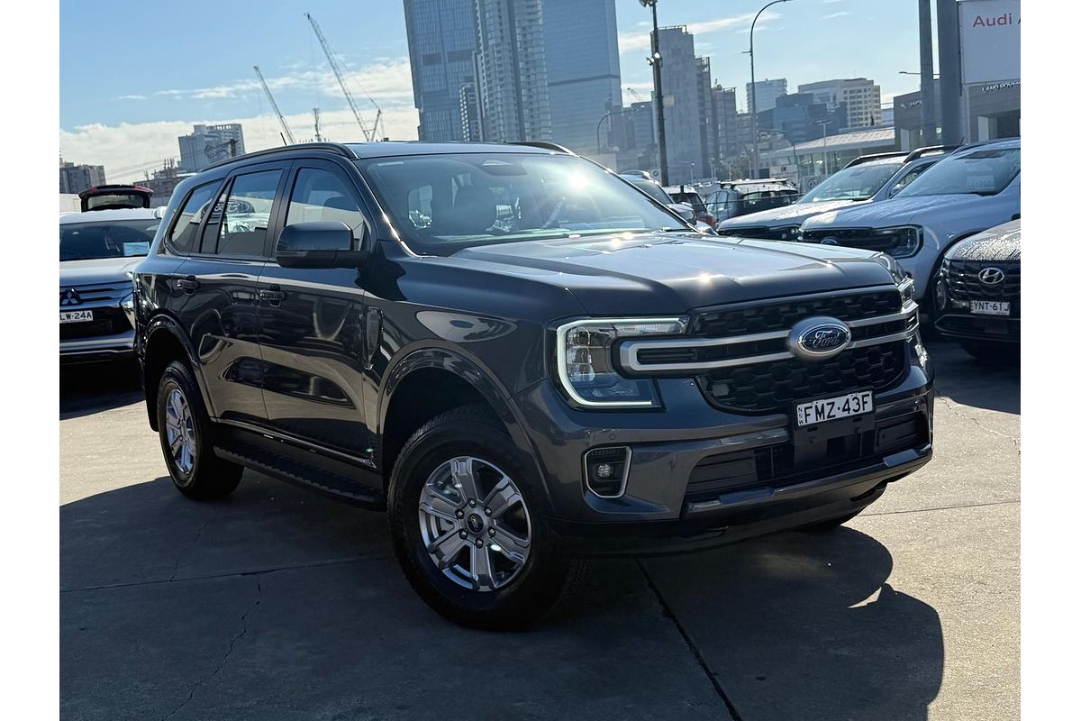 2024 Ford Everest Ambiente 2.0L