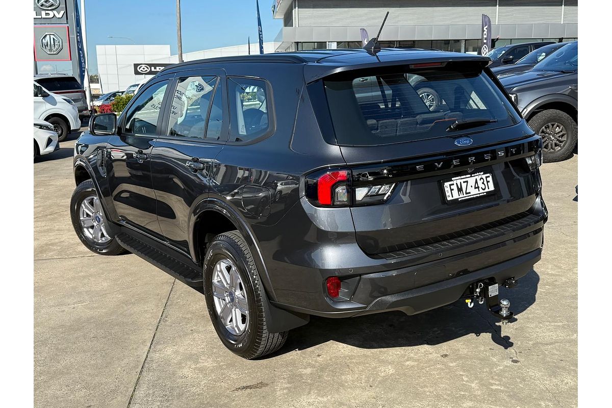 2024 Ford Everest Ambiente 2.0L