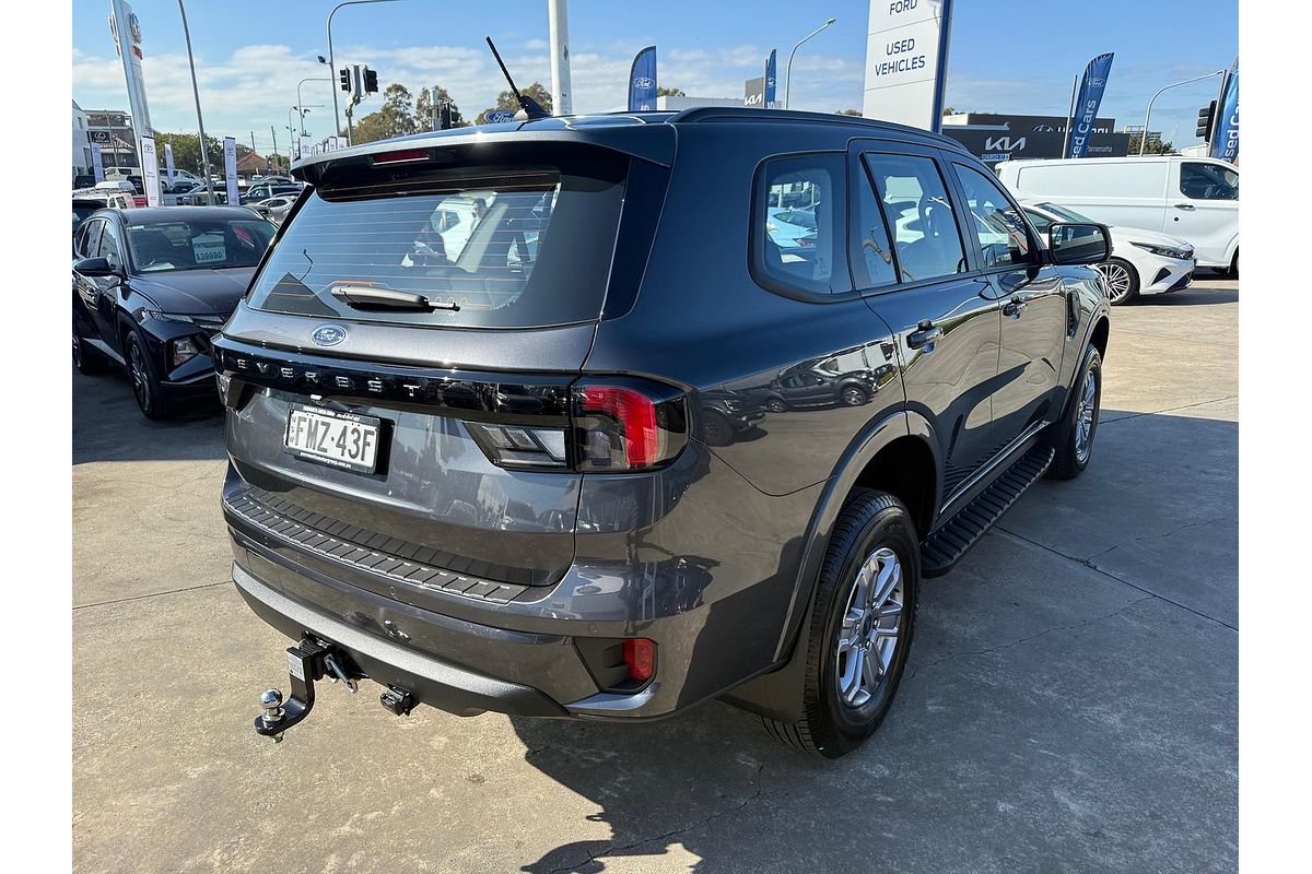 2024 Ford Everest Ambiente 2.0L
