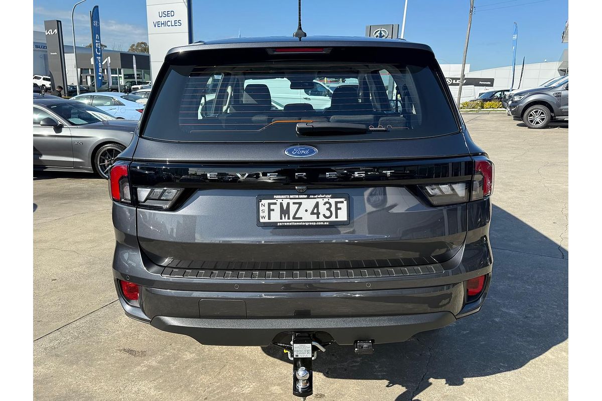 2024 Ford Everest Ambiente 2.0L