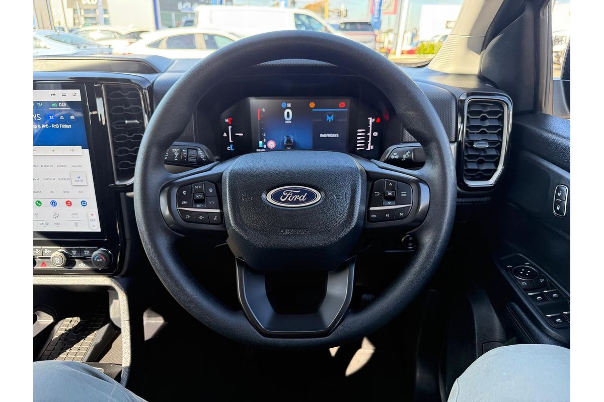 2024 Ford Everest Ambiente 2.0L