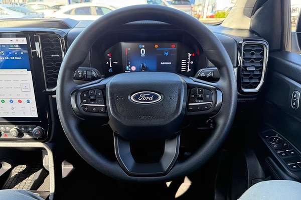 2024 Ford Everest Ambiente 2.0L