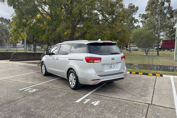 2015 Kia Carnival Si YP
