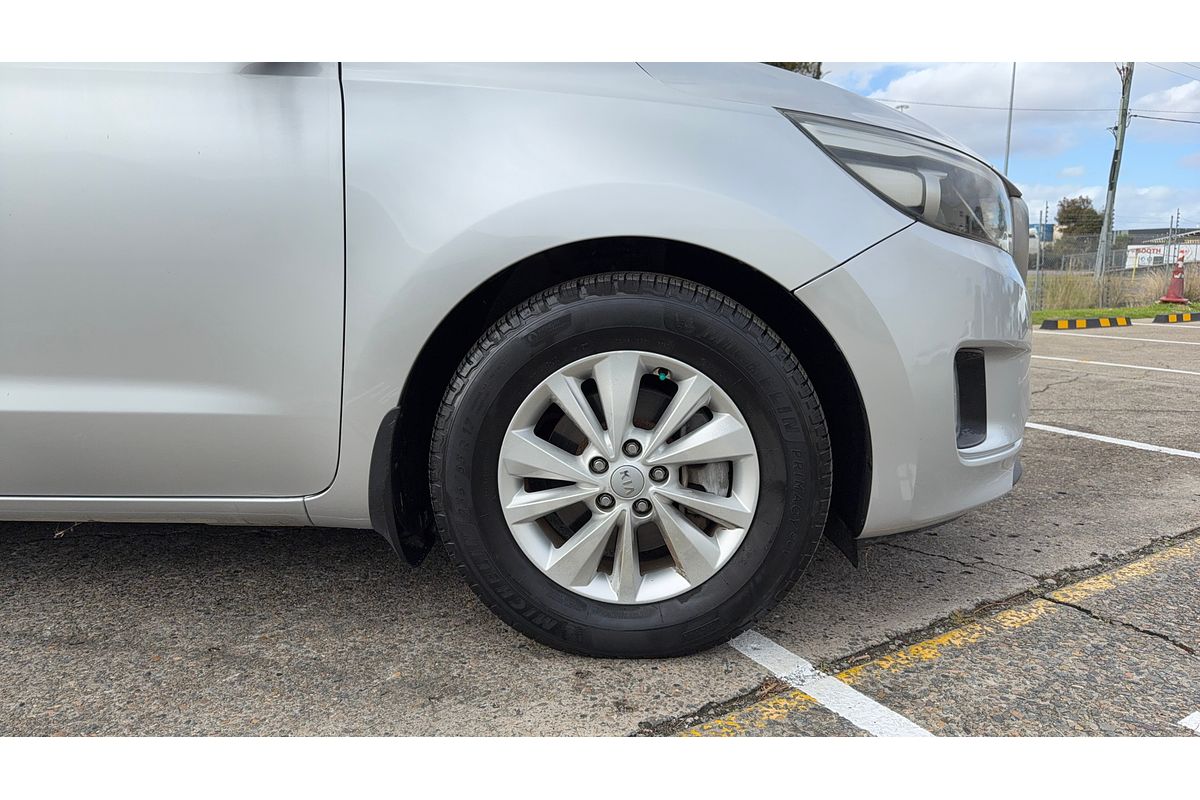 2015 Kia Carnival Si YP