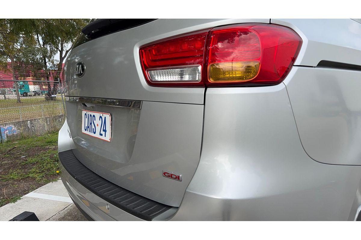 2015 Kia Carnival Si YP