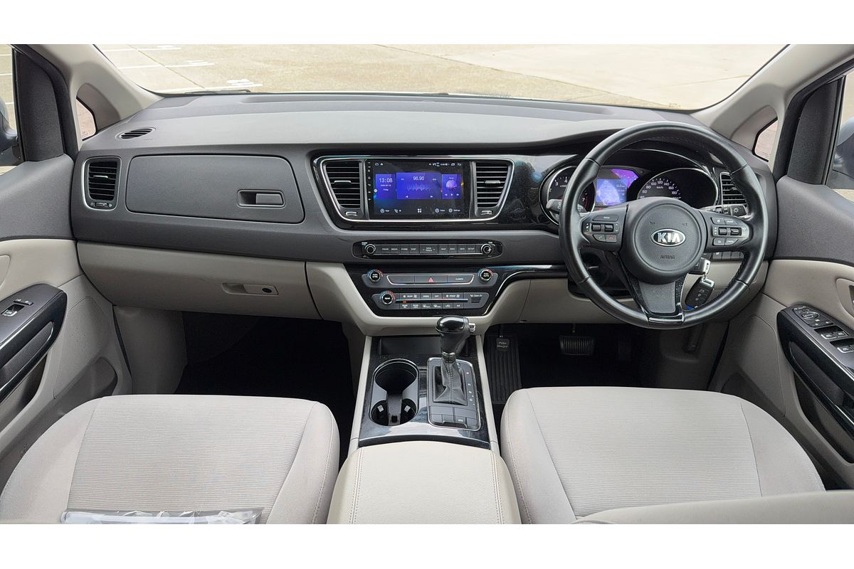 2015 Kia Carnival Si YP
