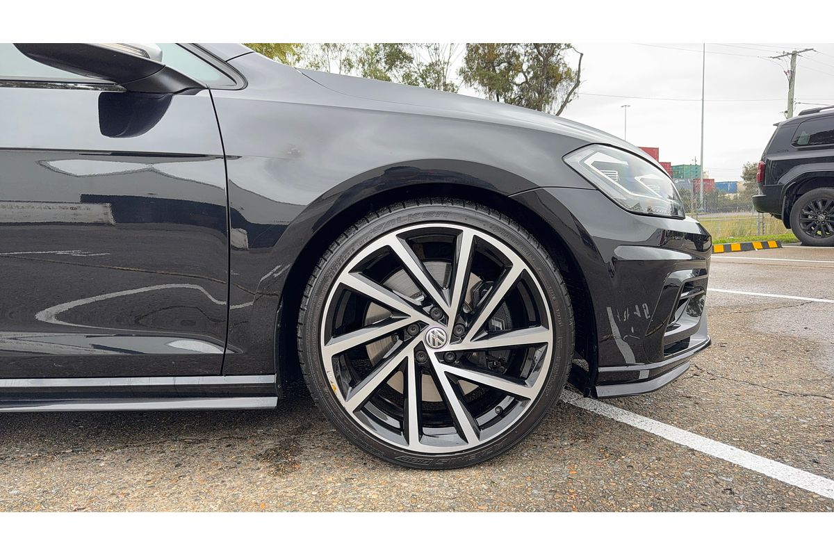 2017 Volkswagen Golf R 7.5