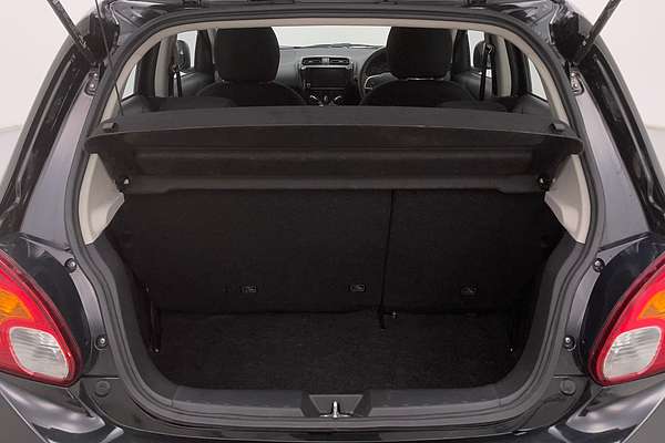 2021 Mitsubishi Mirage ES LB
