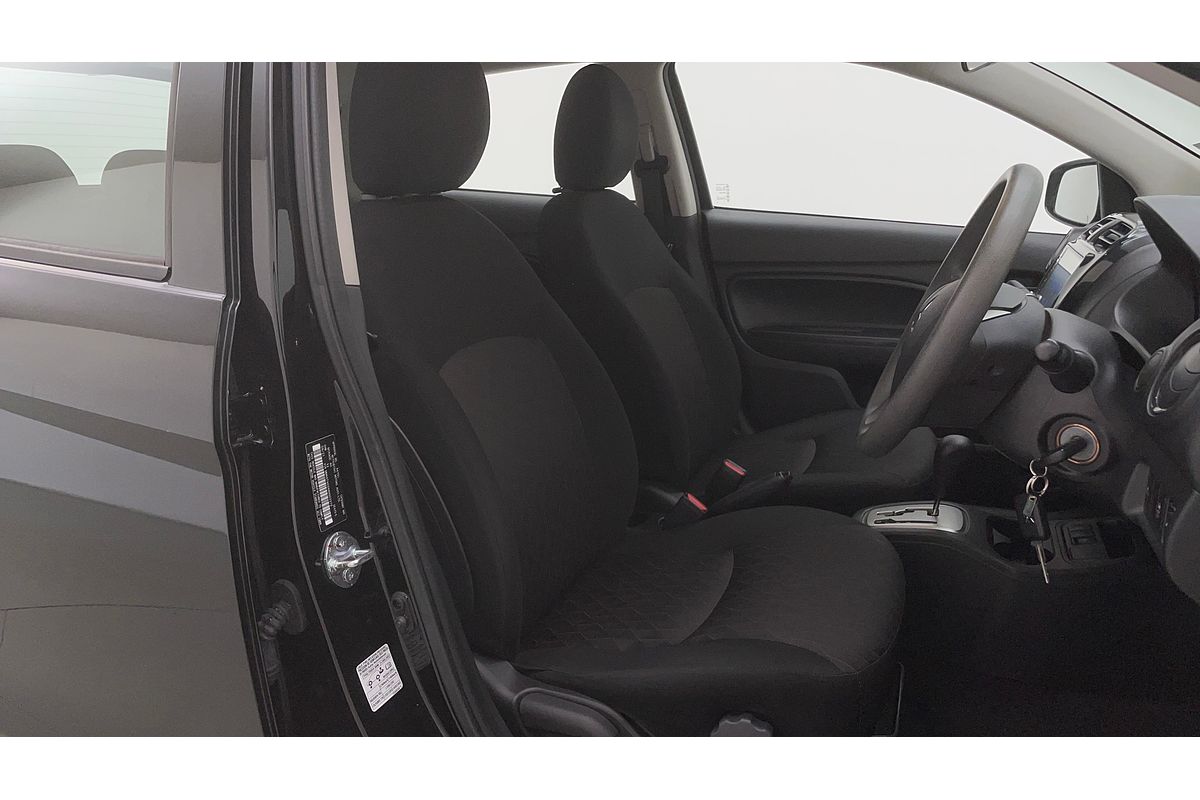 2021 Mitsubishi Mirage ES LB
