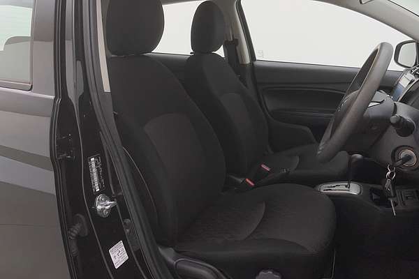 2021 Mitsubishi Mirage ES LB