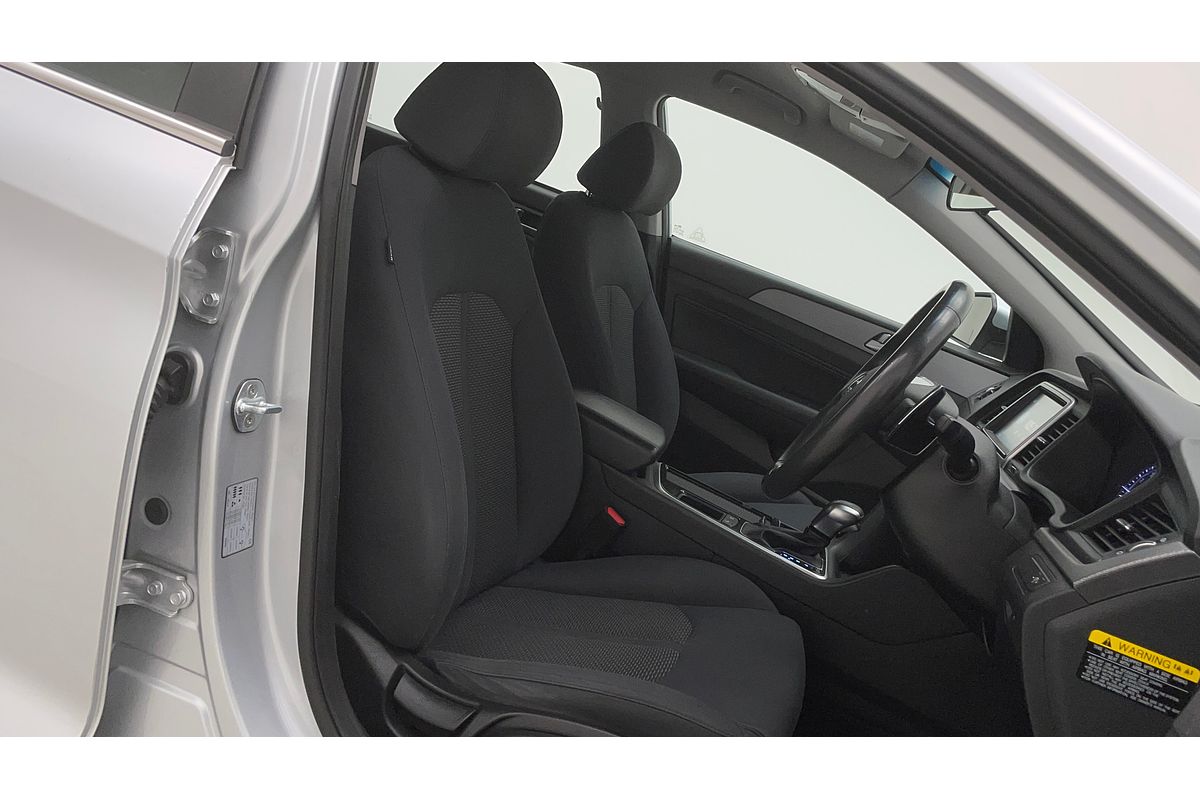 2018 Hyundai Sonata Active LF4