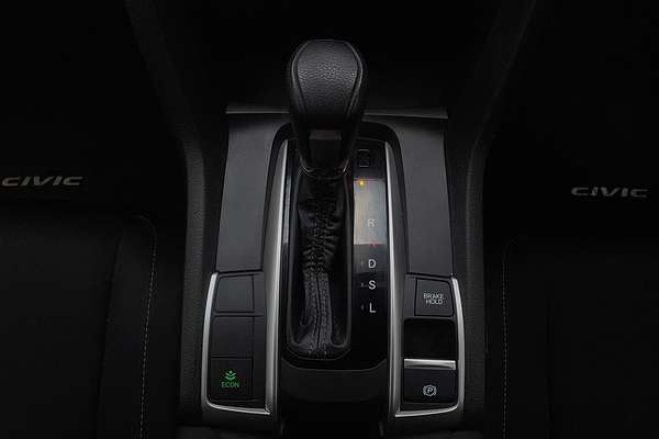 2019 Honda Civic VTi-L 10th Gen