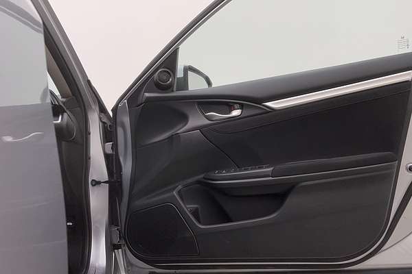 2019 Honda Civic VTi-L 10th Gen