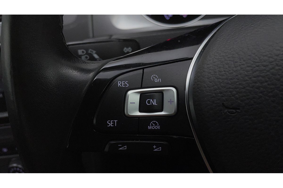 2016 Volkswagen Golf 92TSI Trendline 7