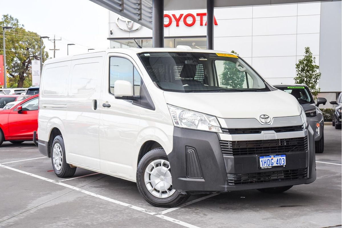 2022 Toyota Hiace GDH300R LWB