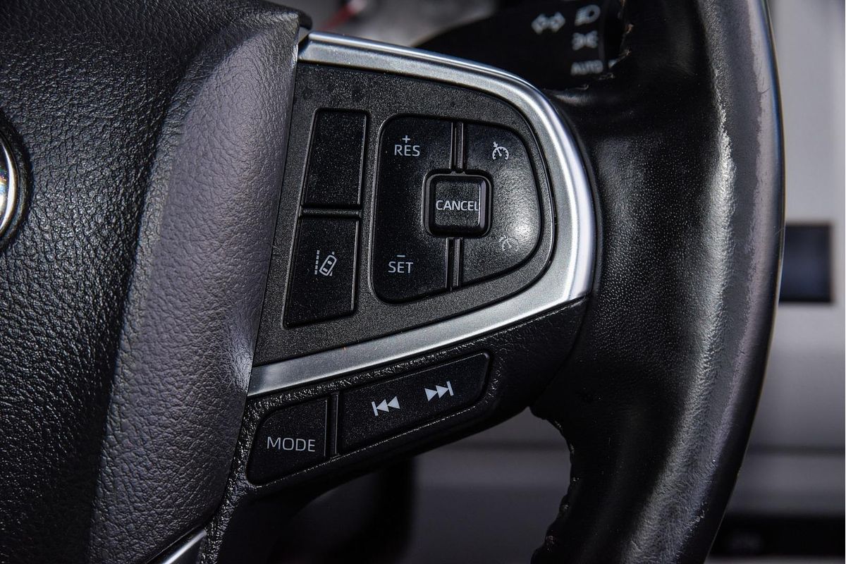 2022 Toyota Hiace GDH300R LWB