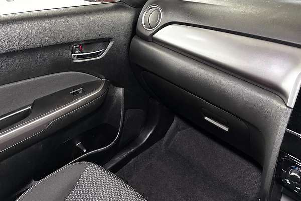 2023 Suzuki Vitara LY Series II