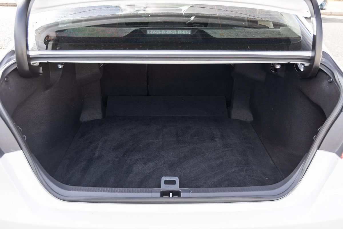 2019 Toyota Camry Ascent ASV70R