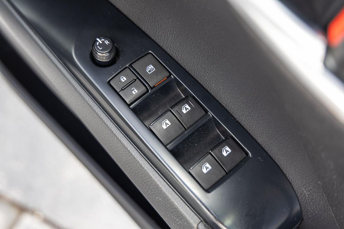 2019 Toyota Camry Ascent ASV70R