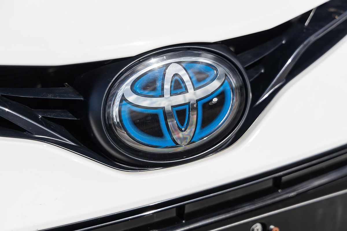 2023 Toyota Camry Ascent AXVH70R