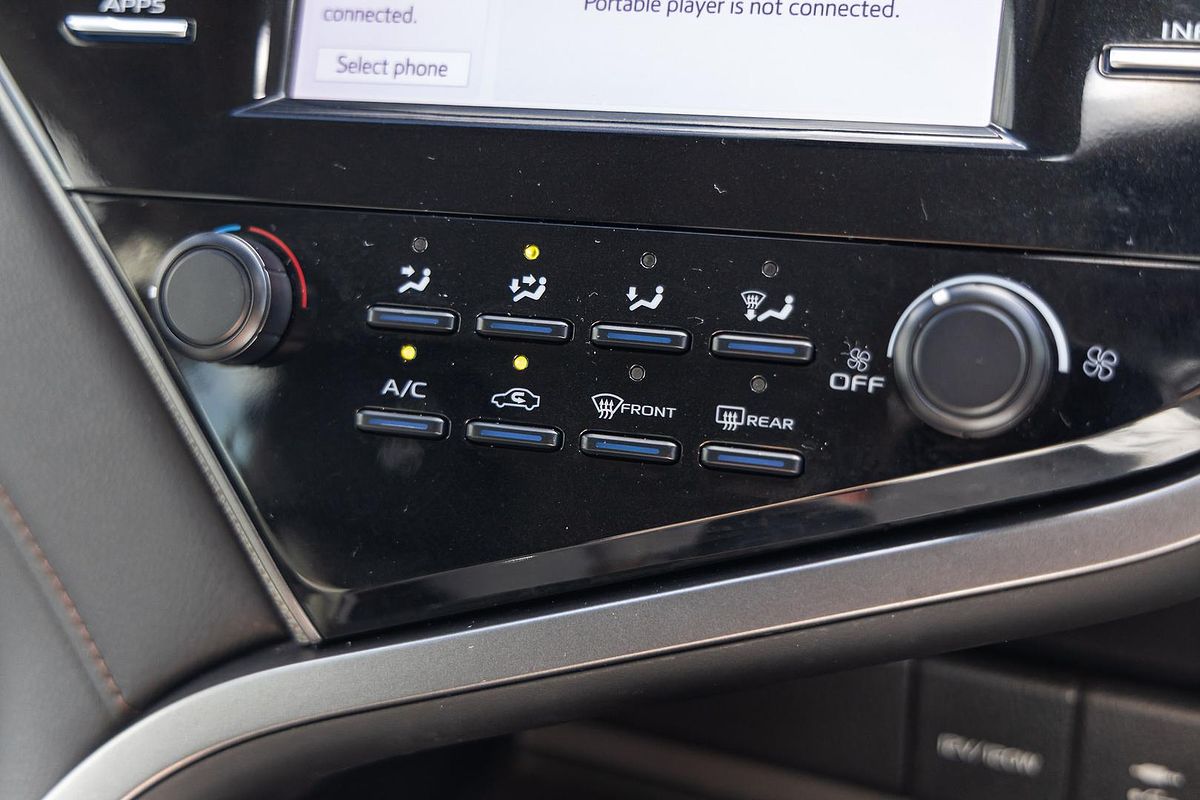 2019 Toyota Camry Ascent ASV70R