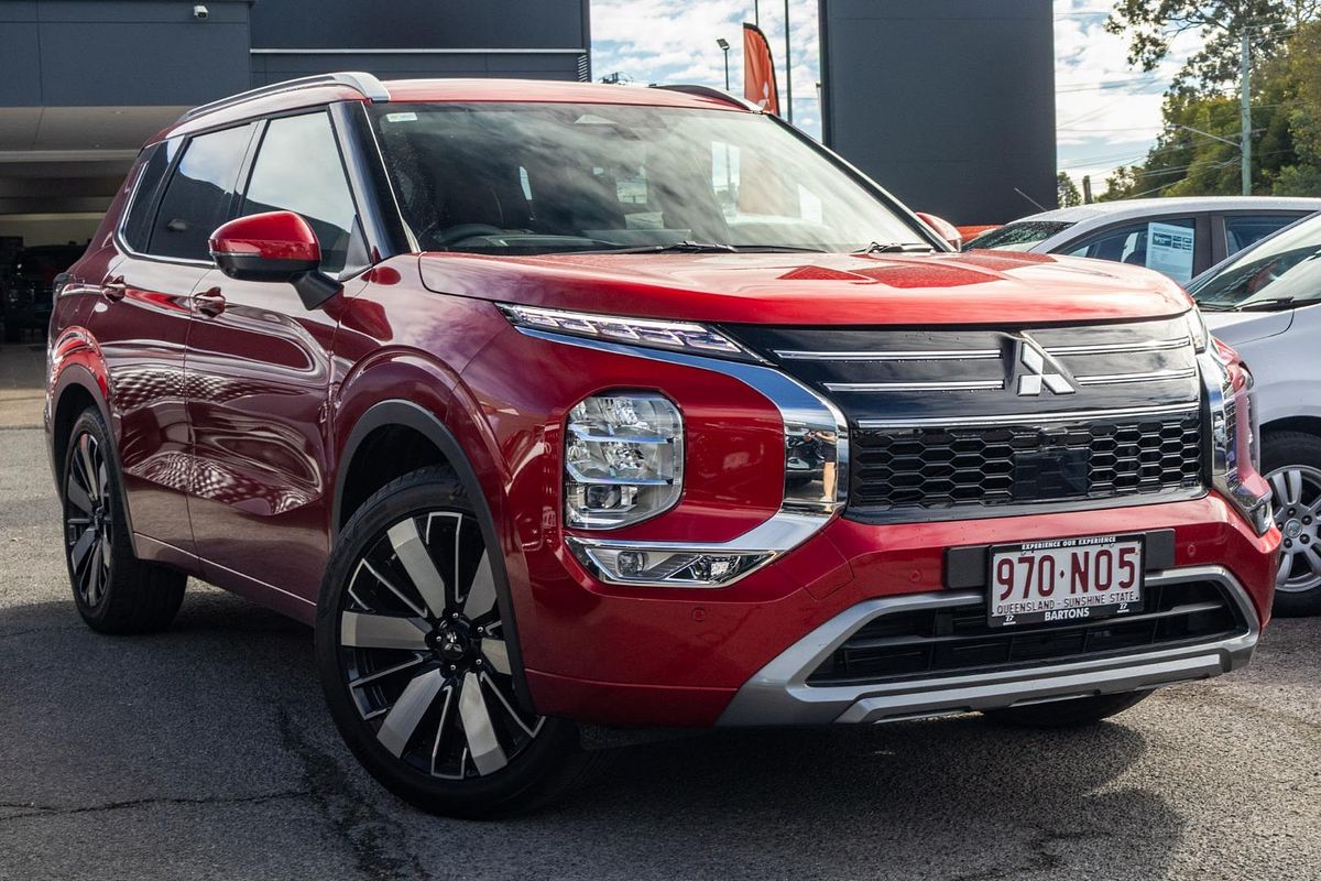 2025 Mitsubishi Outlander Exceed ZM
