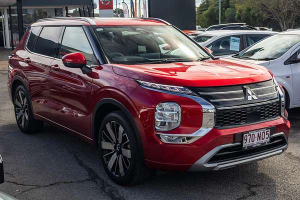 2025 Mitsubishi Outlander Exceed ZM