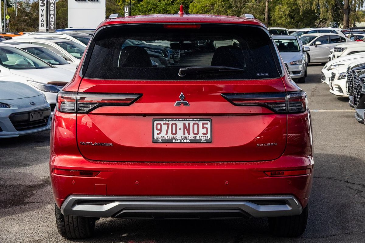 2025 Mitsubishi Outlander Exceed ZM