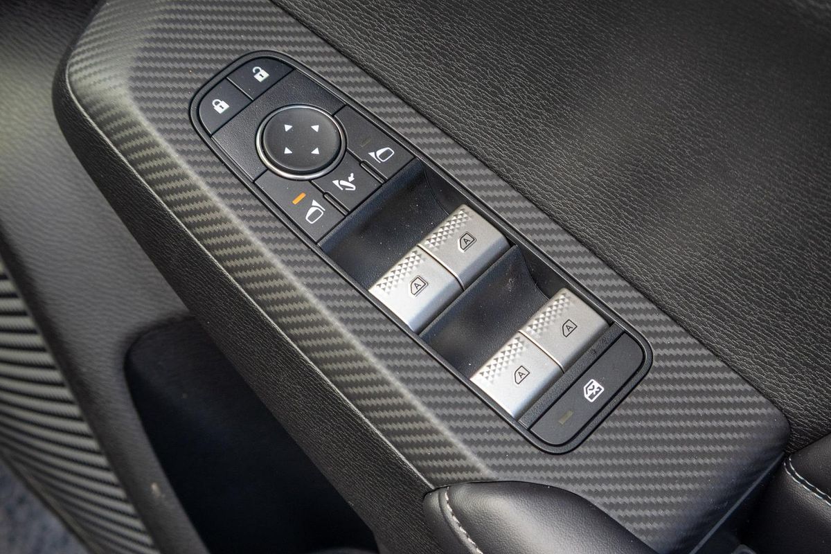 2025 Mitsubishi Outlander Exceed ZM