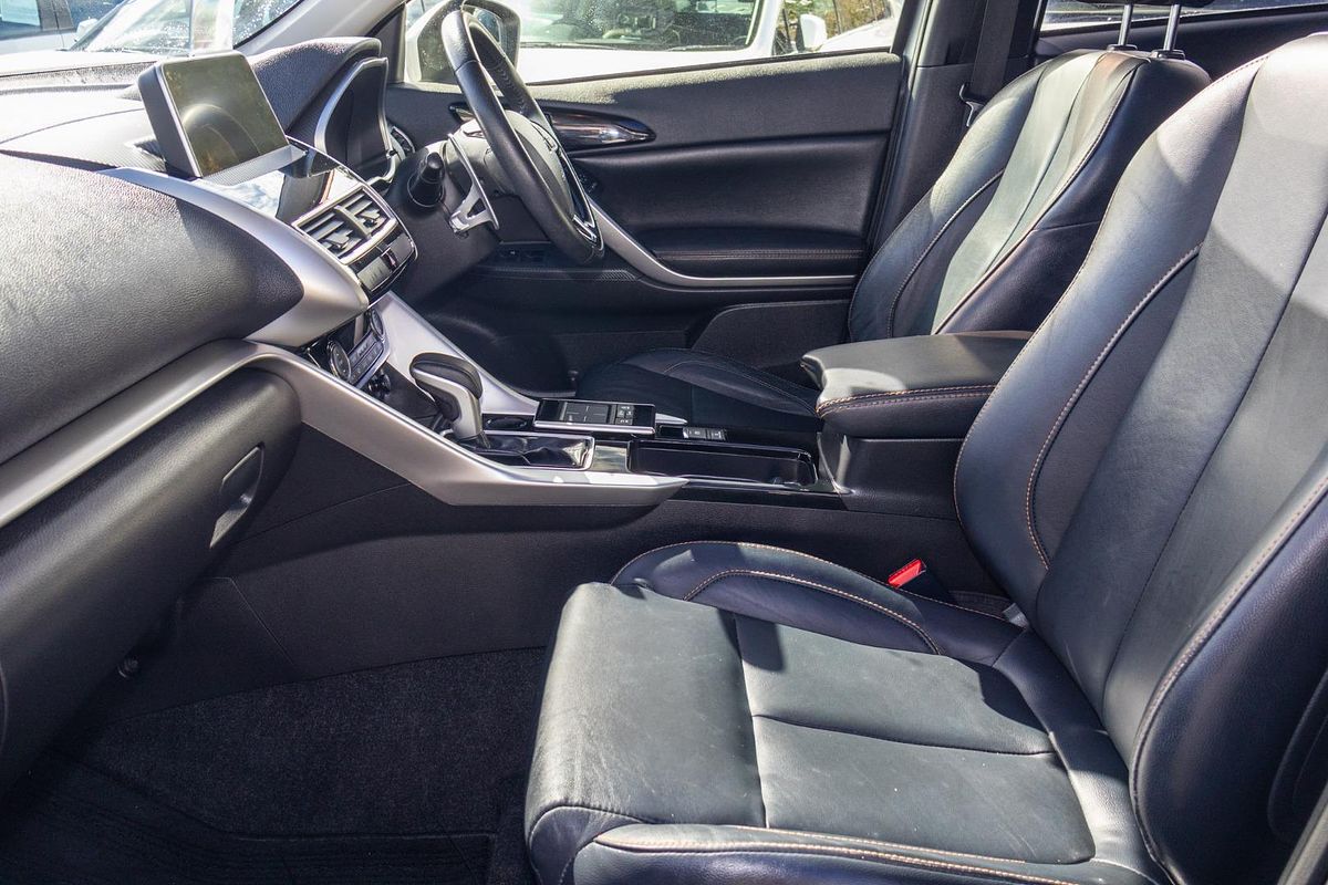 2018 Mitsubishi Eclipse Cross Exceed YA
