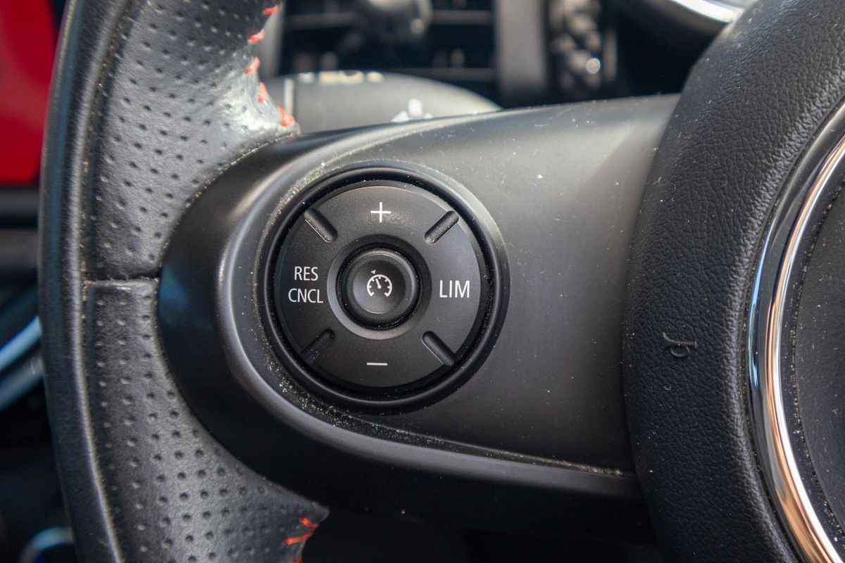 2020 MINI Hatch Cooper S Sport F56 LCI
