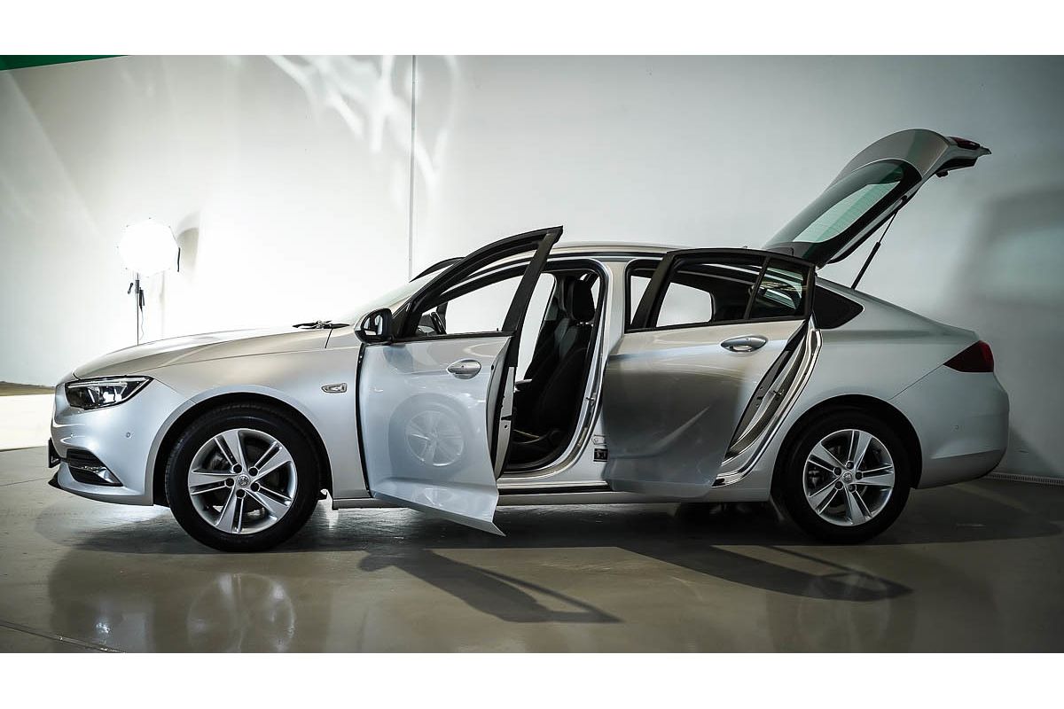 2018 Holden Commodore LT ZB