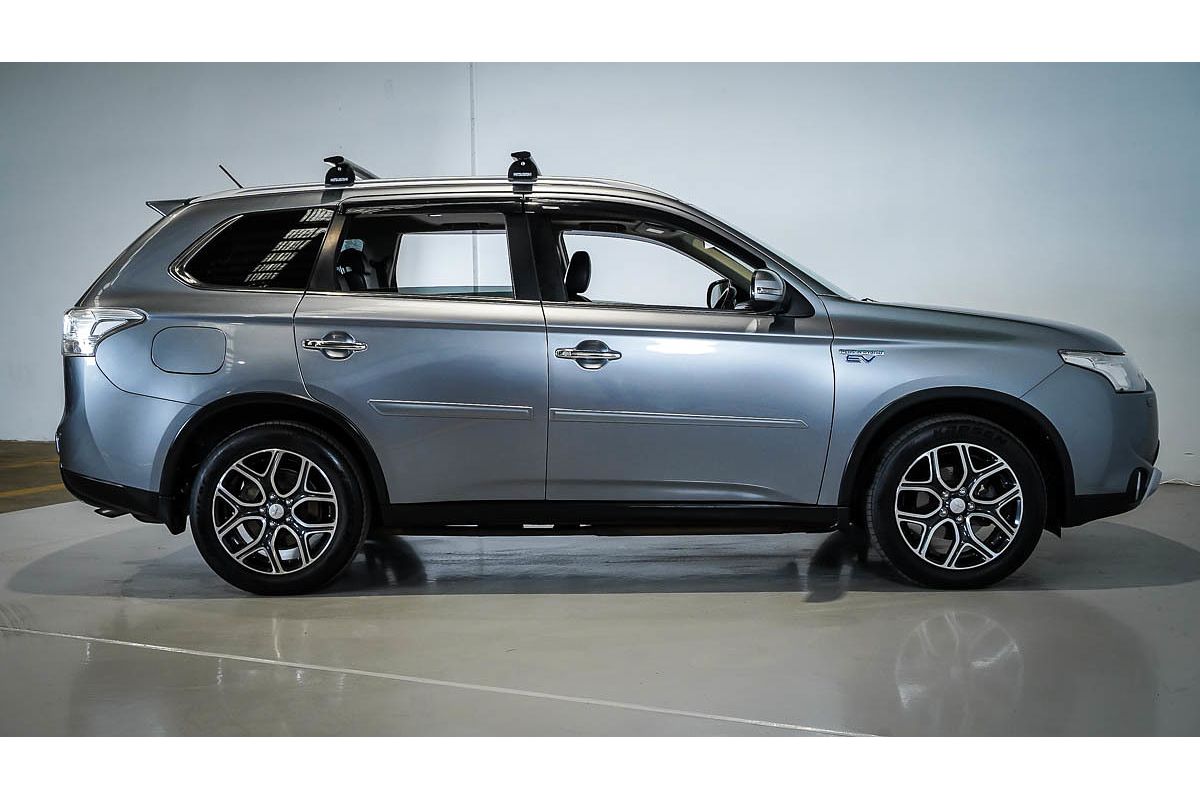 2014 Mitsubishi Outlander PHEV Aspire ZJ