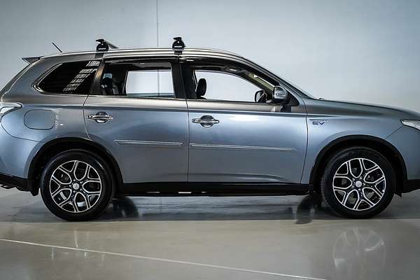 2014 Mitsubishi Outlander PHEV Aspire ZJ