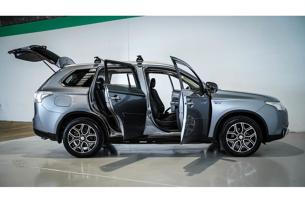 2014 Mitsubishi Outlander PHEV Aspire ZJ