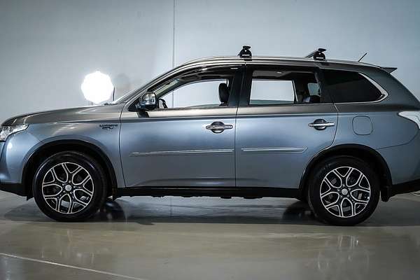 2014 Mitsubishi Outlander PHEV Aspire ZJ