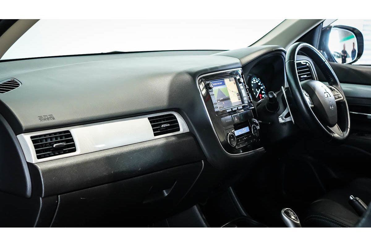 2014 Mitsubishi Outlander PHEV Aspire ZJ