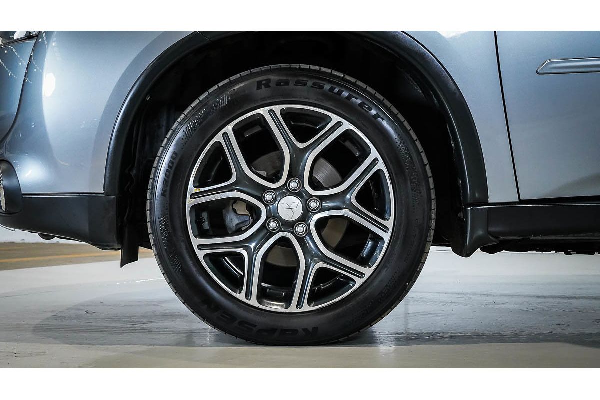 2014 Mitsubishi Outlander PHEV Aspire ZJ